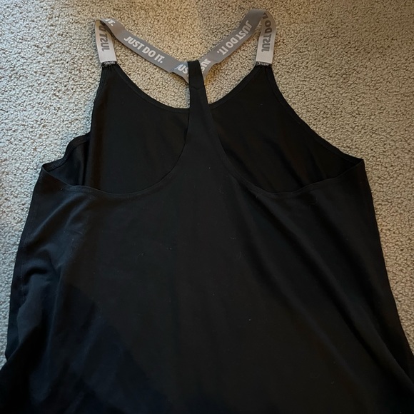 Nike Workout Top Black - Picture 2 of 2